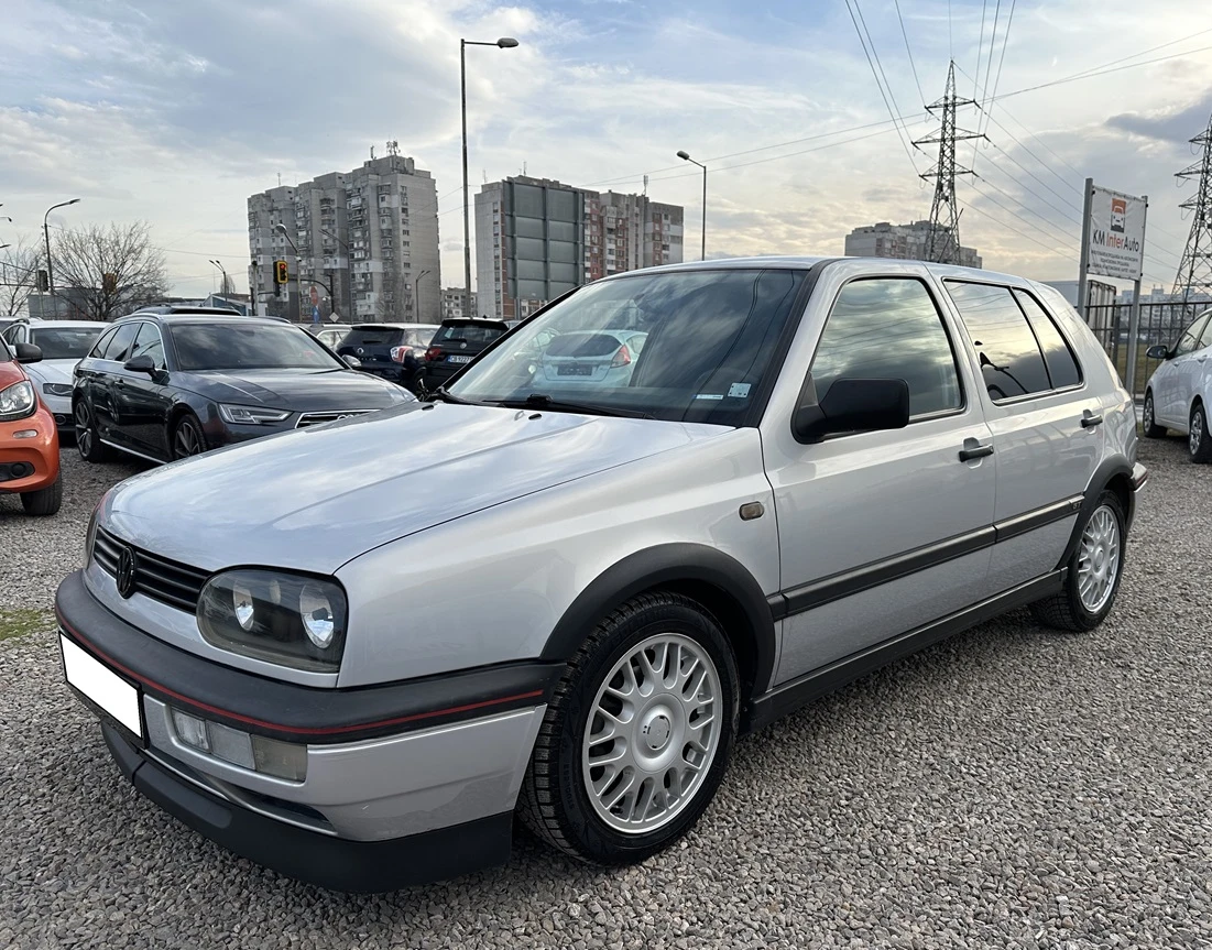 VW Golf GT 1.6i ГАЗ/КЛИМА/УНИКАТ - [1] 