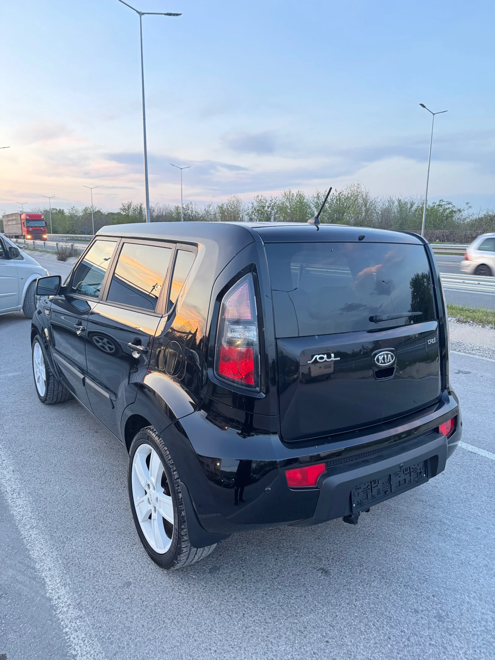 Kia Soul 1.6 - изображение 3