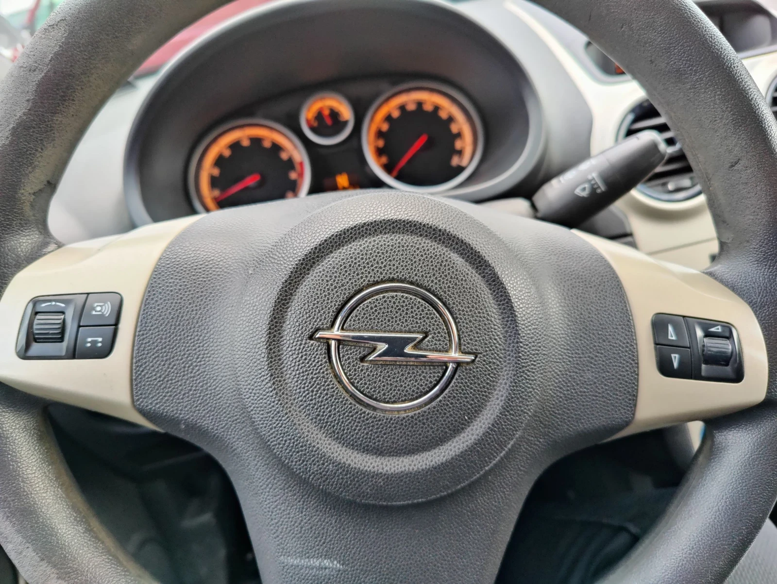 Opel Corsa  - изображение 7