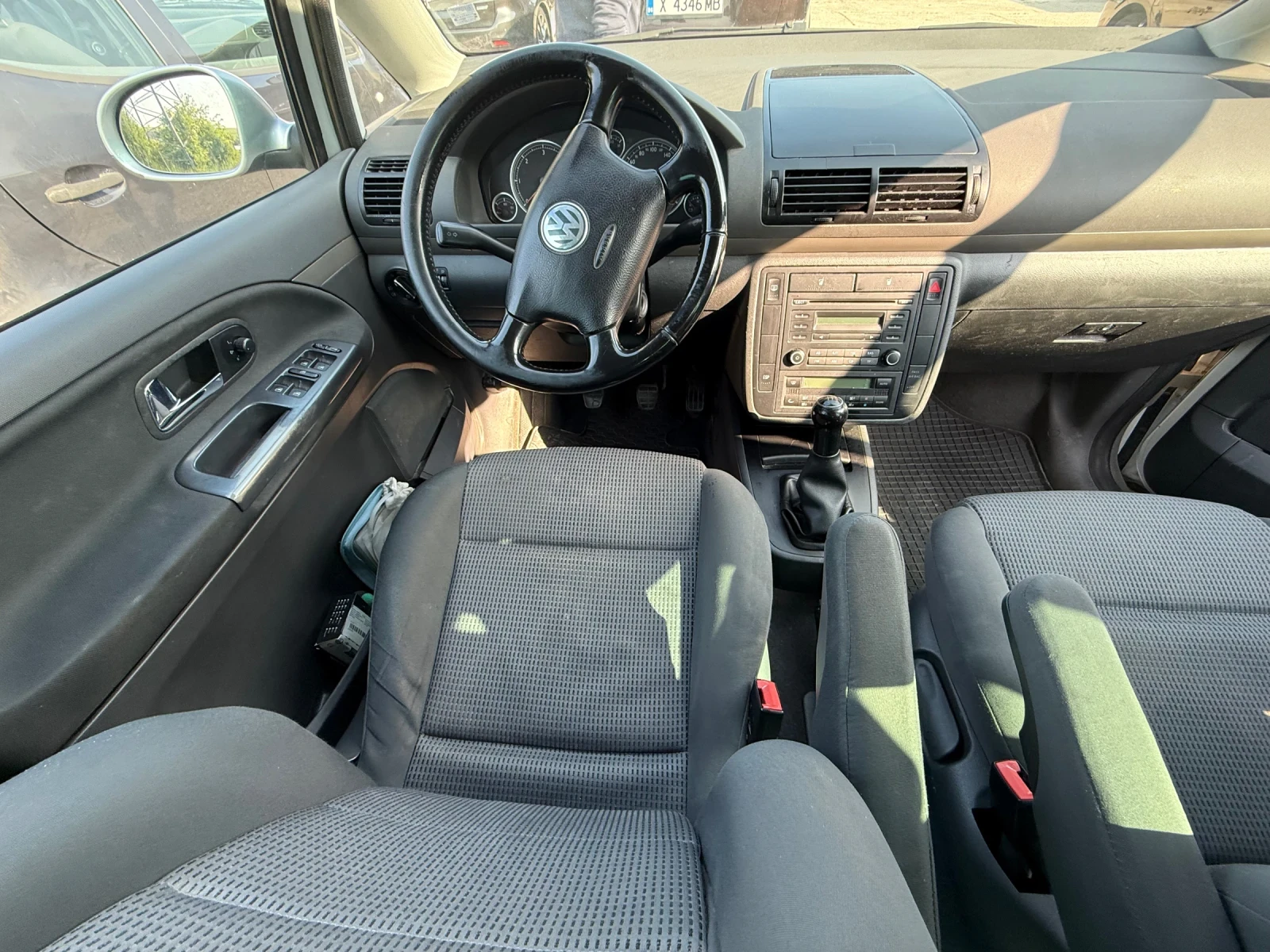 VW Sharan 1.9 tdi 130 конв - изображение 7