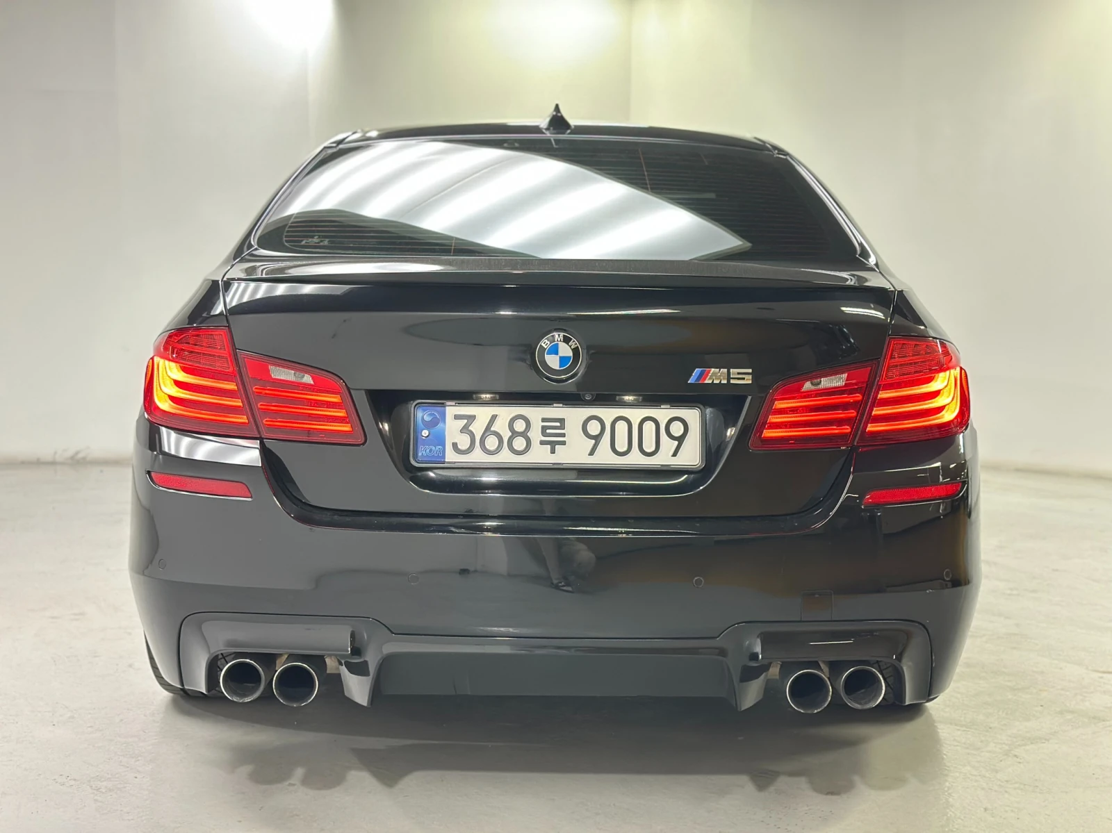 BMW M5 (F10) M5 Sedan - изображение 4
