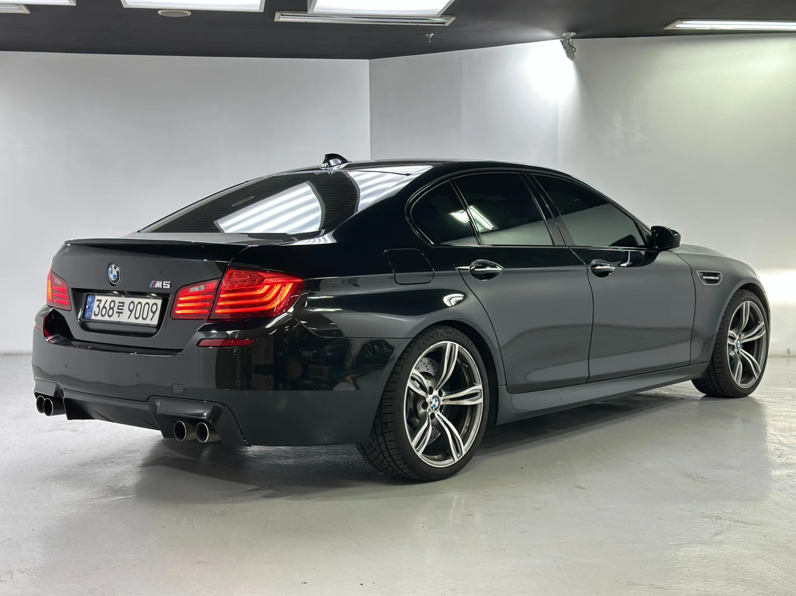BMW M5 (F10) M5 Sedan - изображение 2