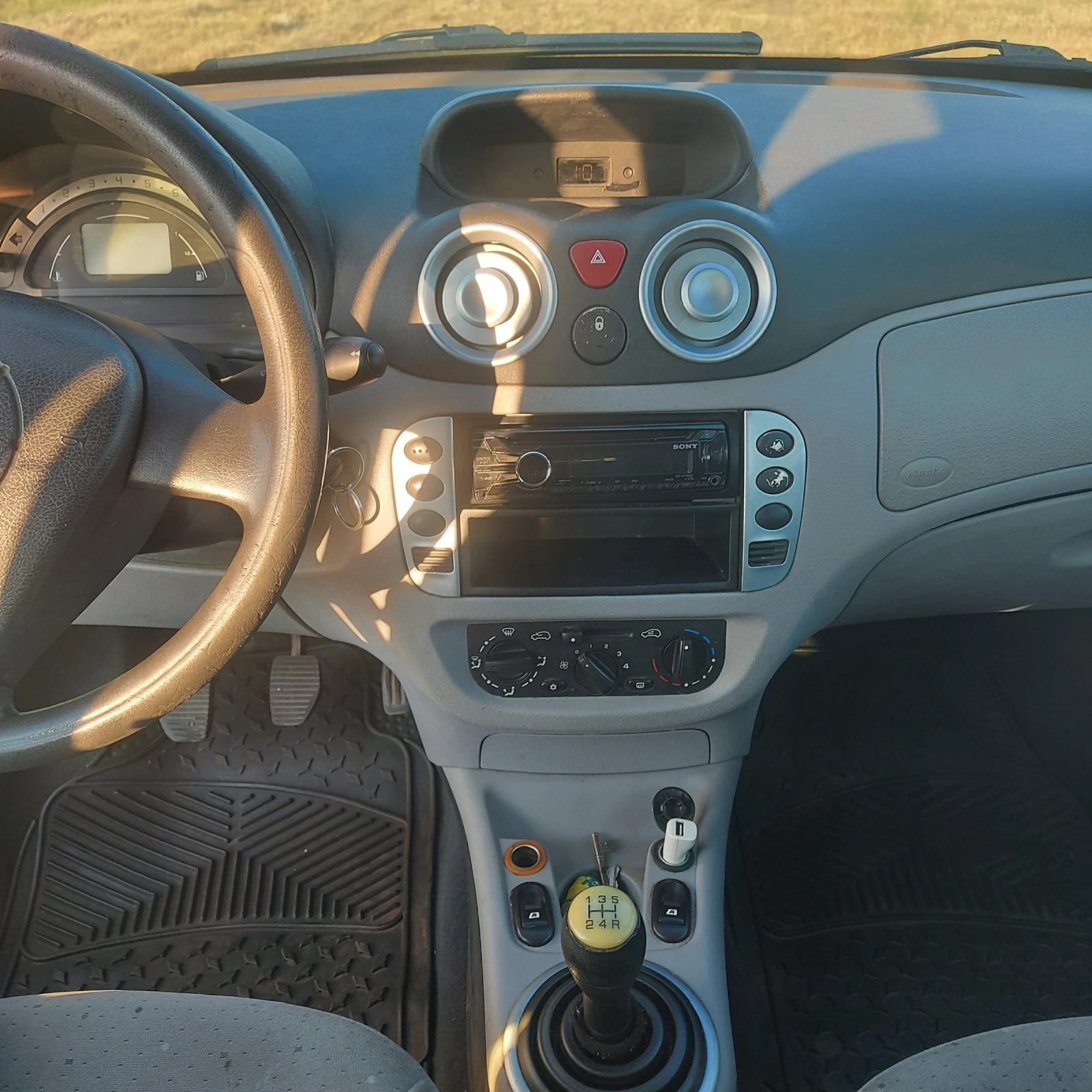 Citroen C3 1.1 КЛИМАТИК - изображение 8