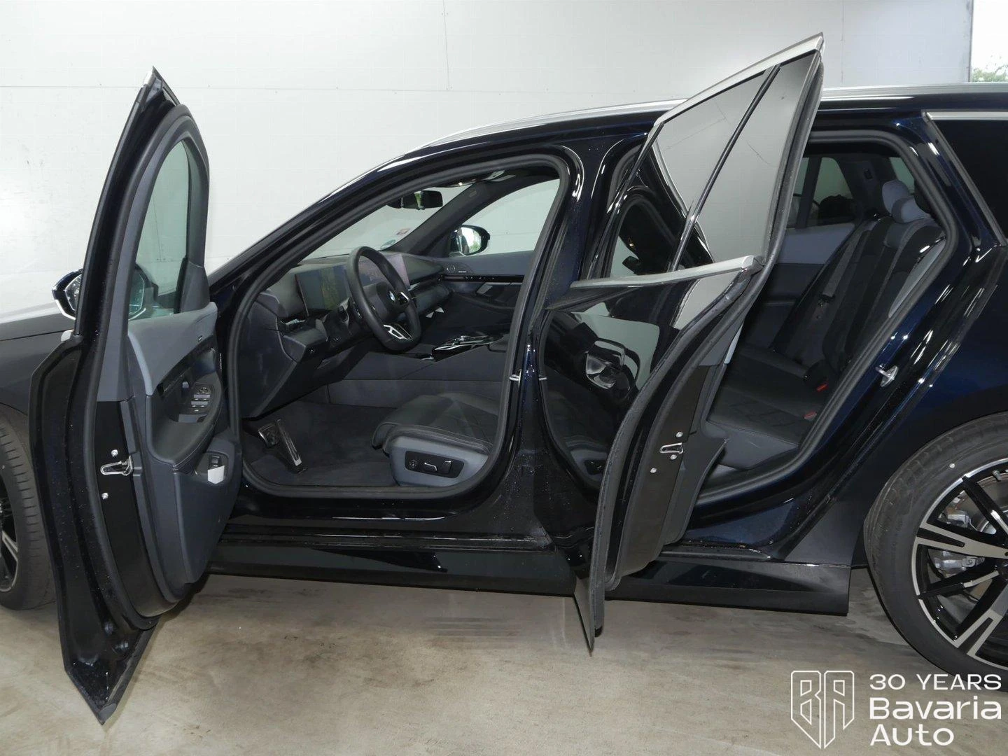 BMW 540 d xDrive Touring Executive Lounge Paket - изображение 5