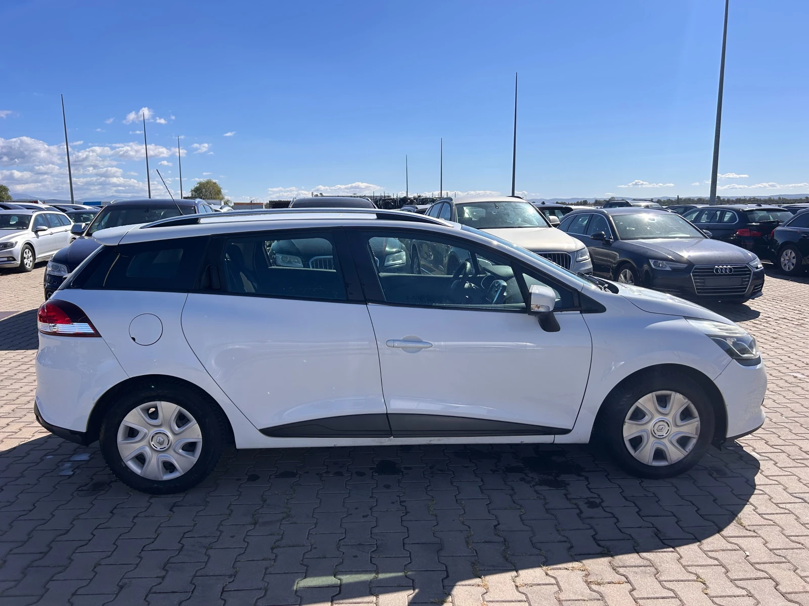 Renault Clio 1.5DCI NAVI EURO 5 - изображение 5