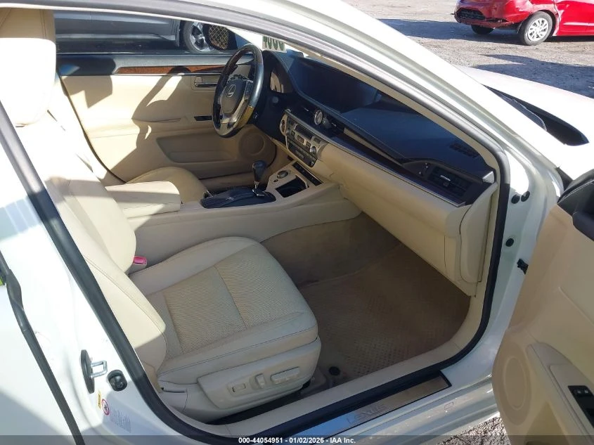 Lexus ES 350 3.5l - изображение 5