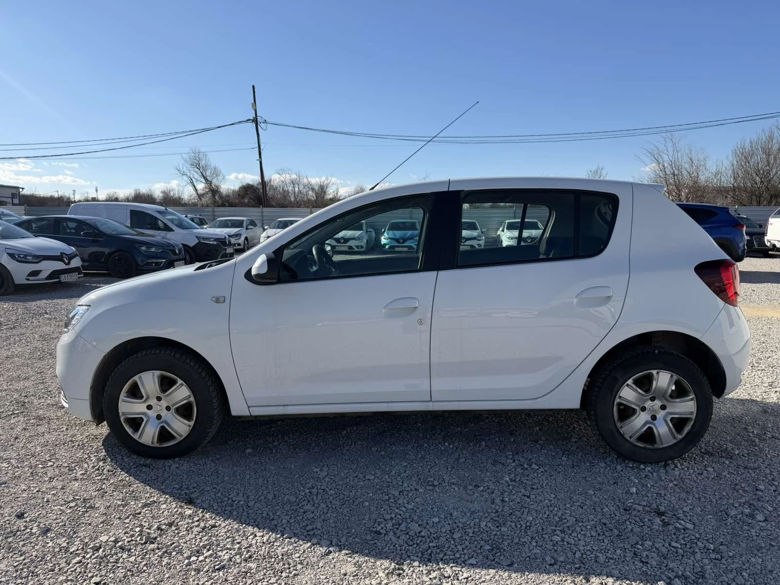 Dacia Sandero 1.5DCi 75k.c. - изображение 4