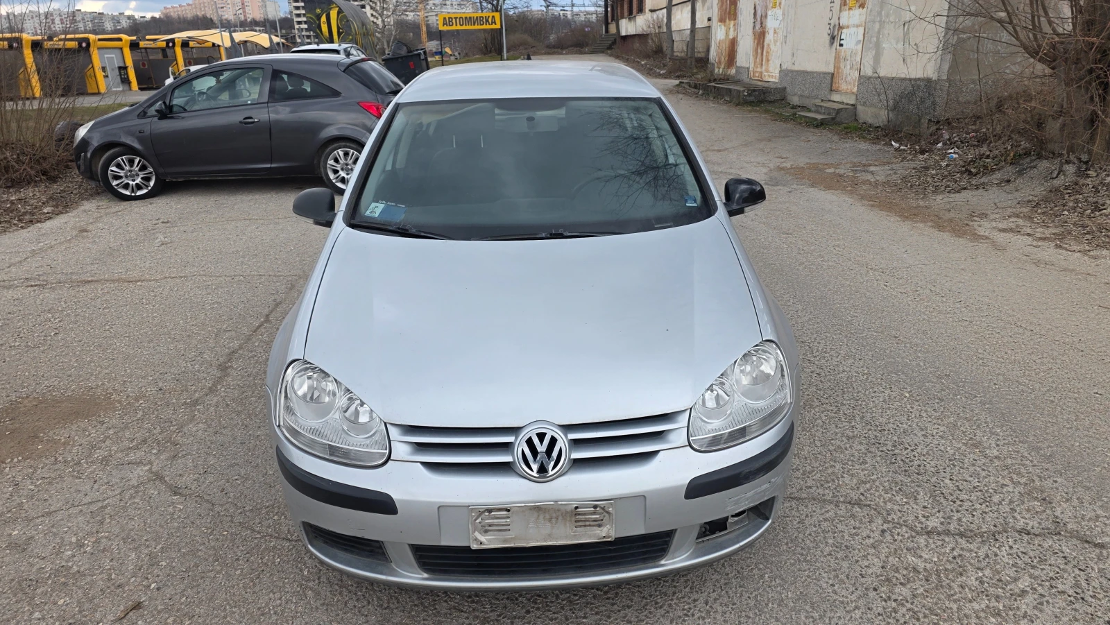 VW Golf 1.9tdi, снимка 2 - Автомобили и джипове - 53906338