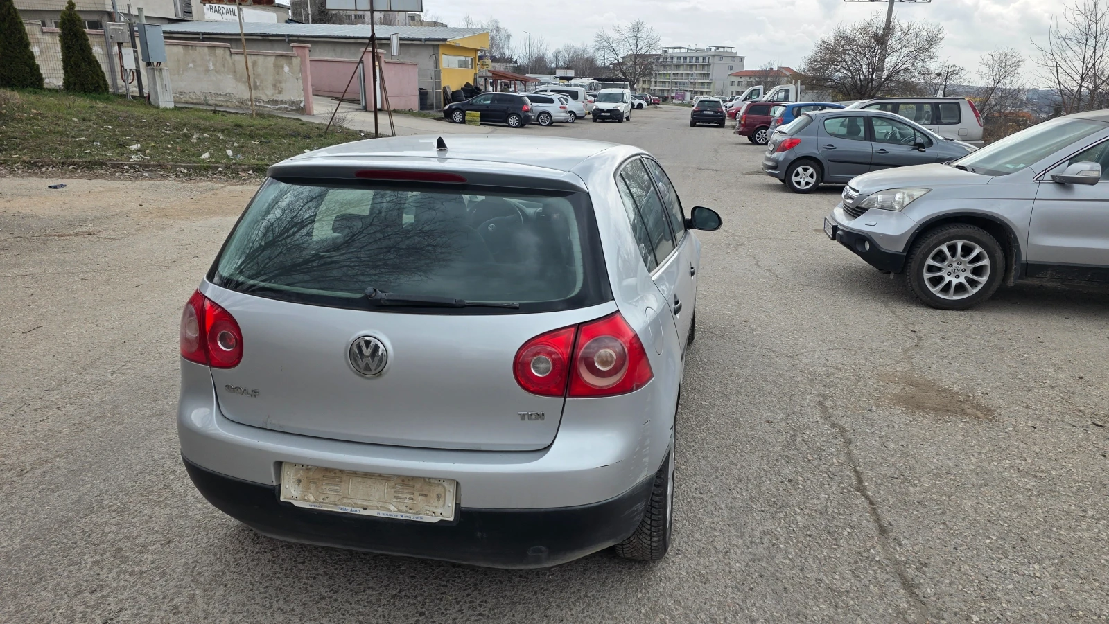 VW Golf 1.9tdi, снимка 12 - Автомобили и джипове - 53906338