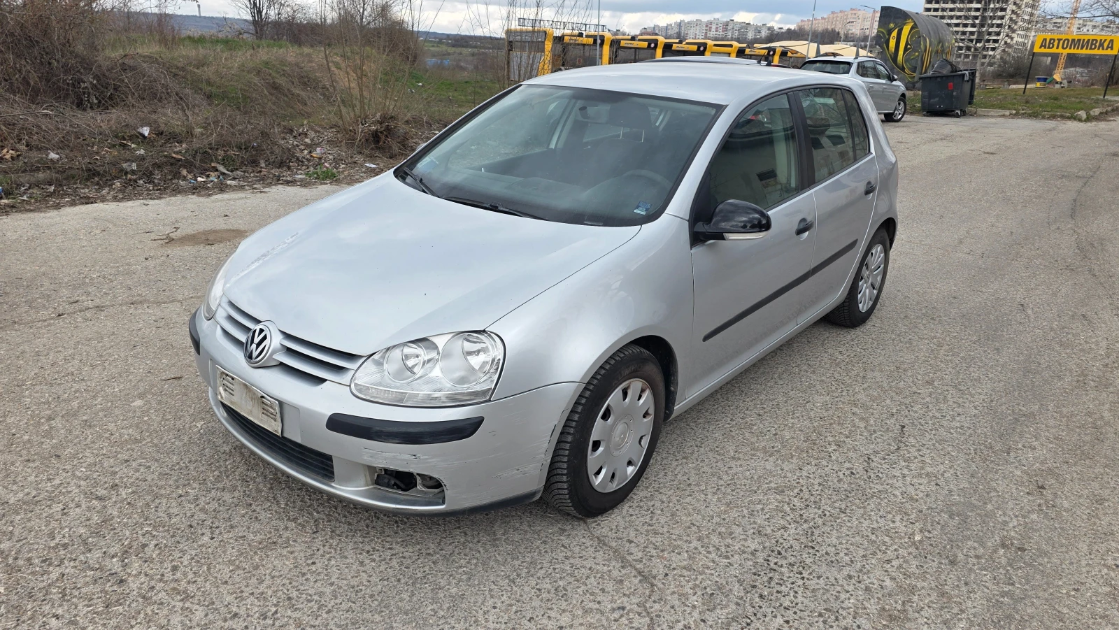 VW Golf 1.9tdi, снимка 4 - Автомобили и джипове - 53906338