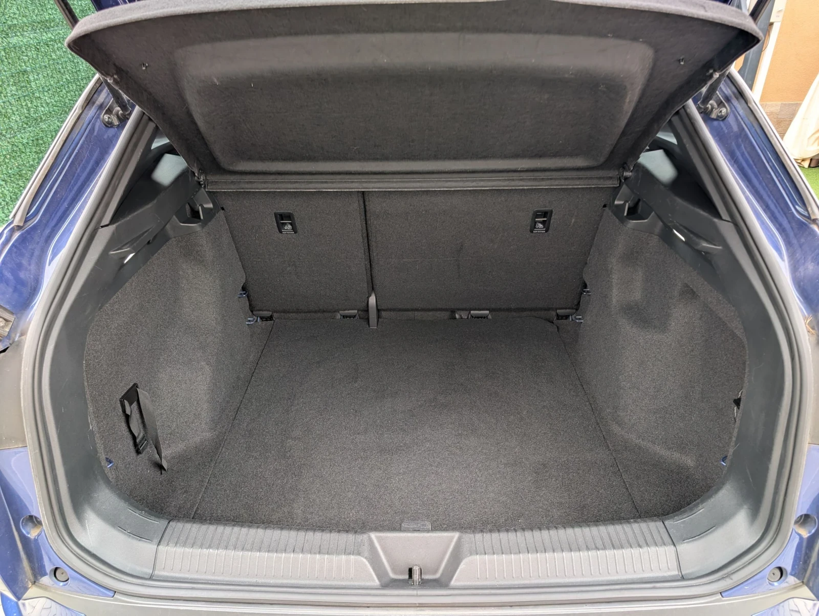 VW ID.4 77kWh* Pro Performance* Дистроник* LED* Подгрев, снимка 17 - Автомобили и джипове - 53950102