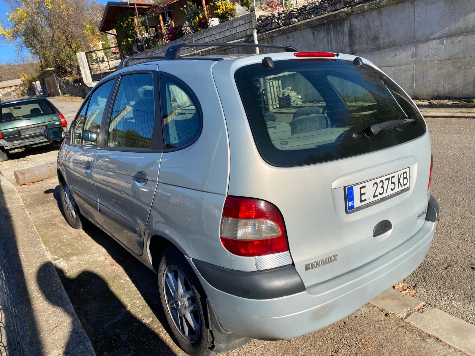 Renault Scenic 1.9 DCI , Климатроник, снимка 2 - Автомобили и джипове - 54005527