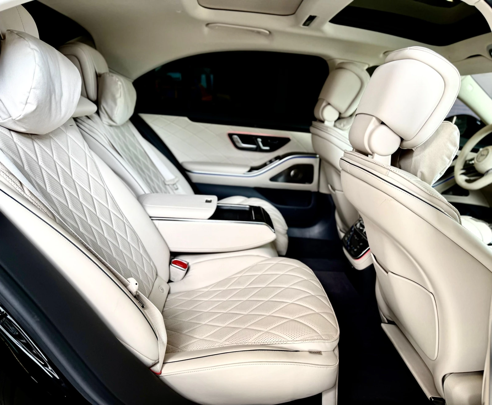 Mercedes-Benz S 580 L* 4M* 360* Панорама* Burmester* Подгрев* Лизинг, снимка 14 - Автомобили и джипове - 54223829