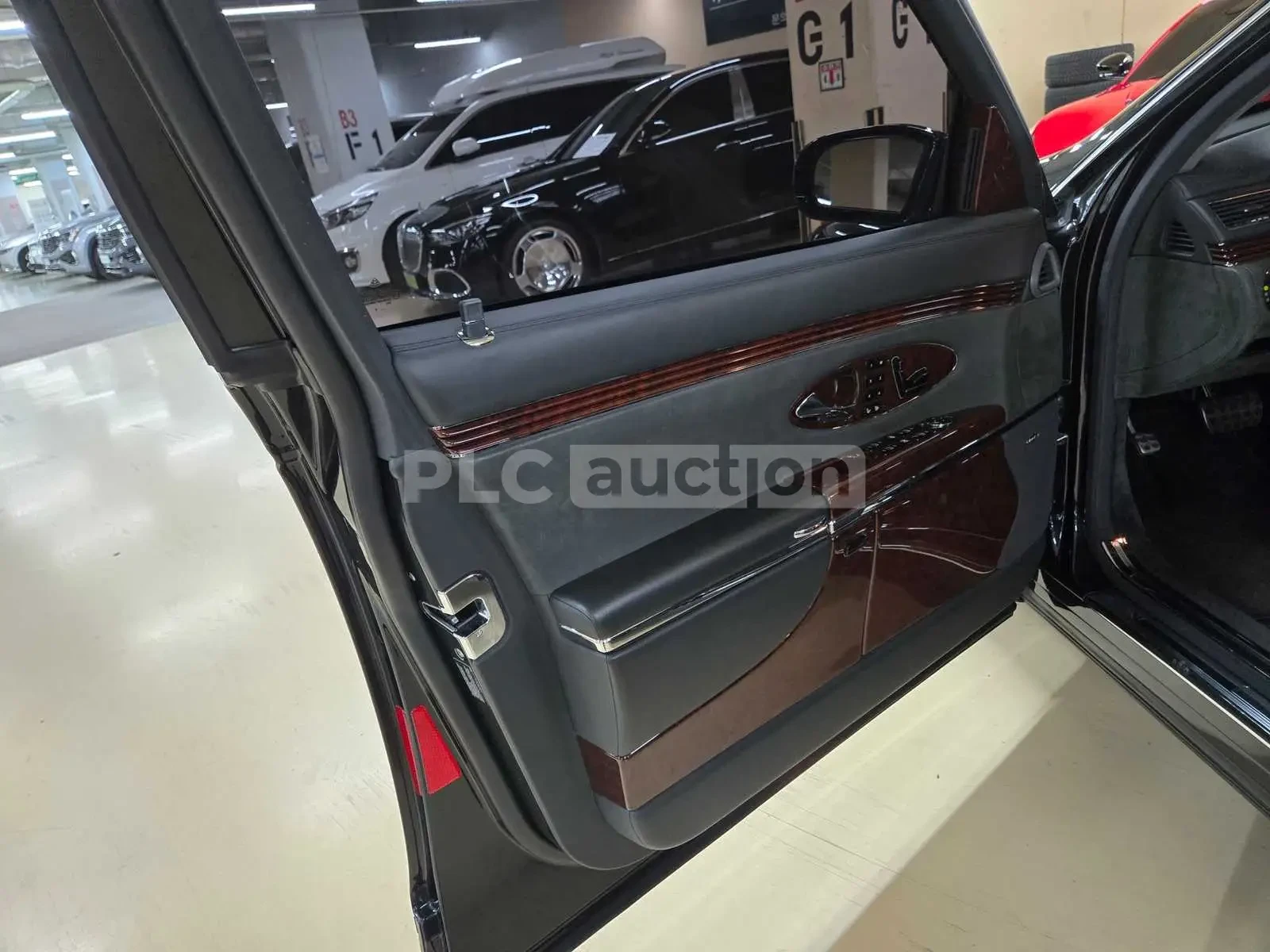 Maybach 62 * FULL * V12, снимка 14 - Автомобили и джипове - 54304059
