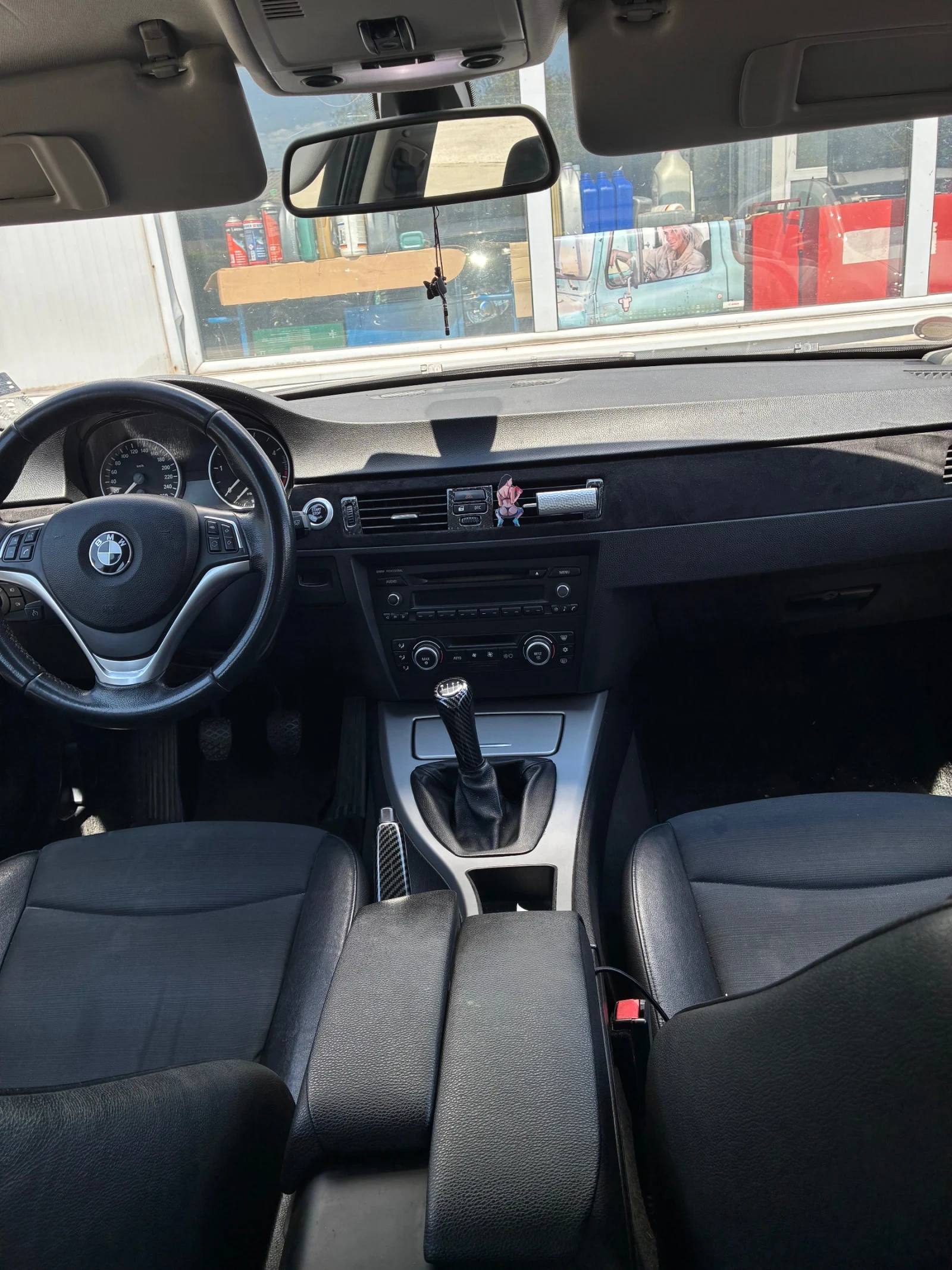 BMW 320 E91, снимка 9 - Автомобили и джипове - 54323678