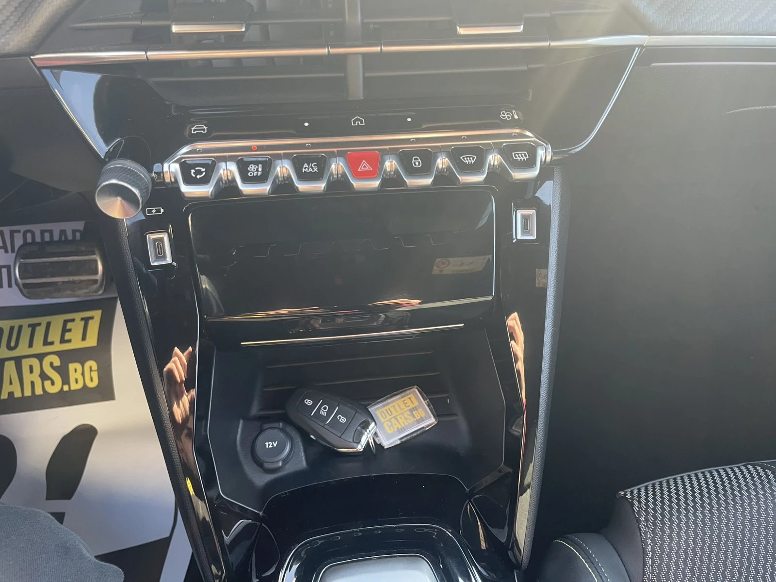 Peugeot 208 GT, снимка 8 - Автомобили и джипове - 54326487