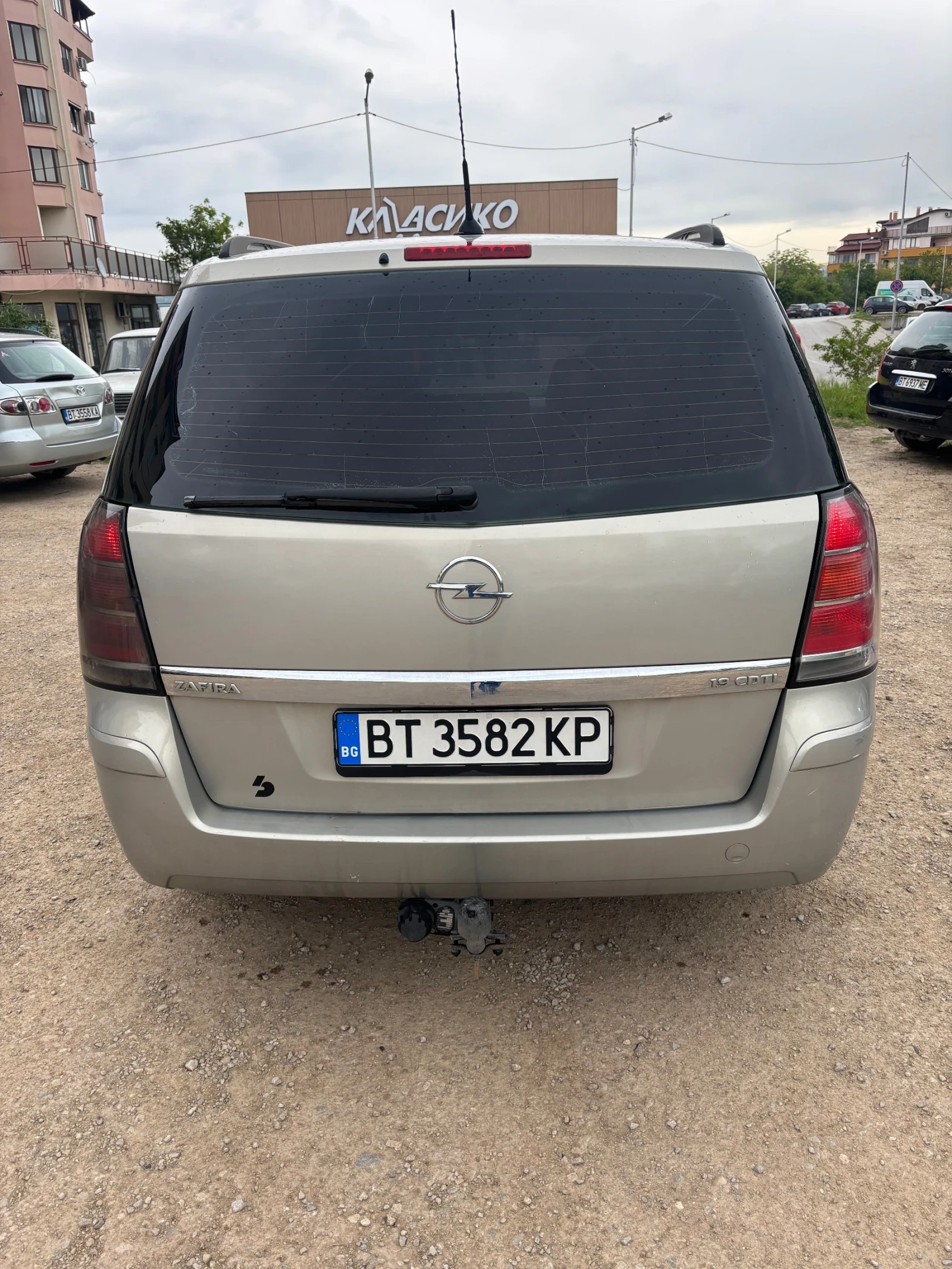 Opel Zafira 2.2, снимка 4 - Автомобили и джипове - 54353391