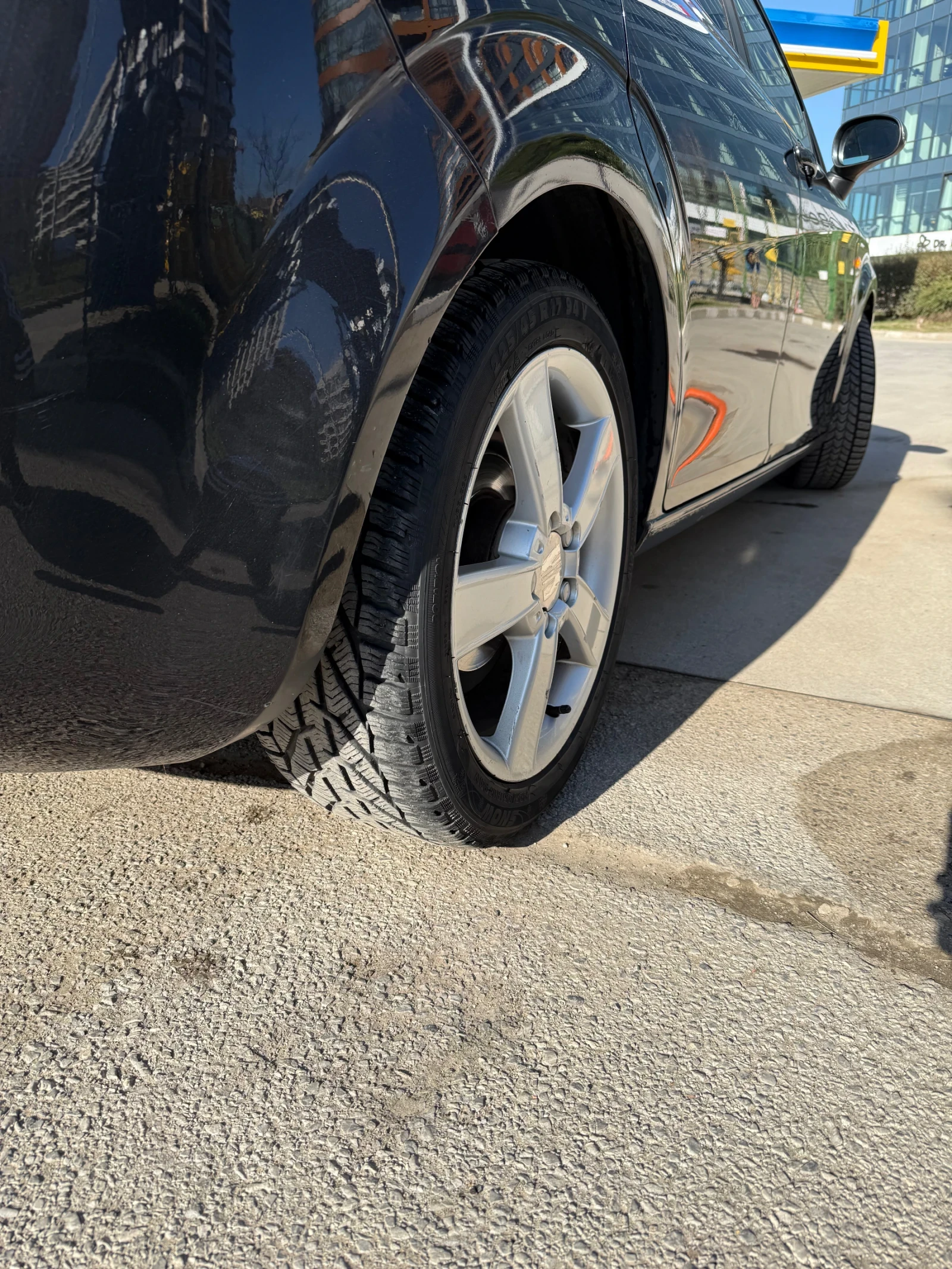 Seat Leon, снимка 10 - Автомобили и джипове - 54402981