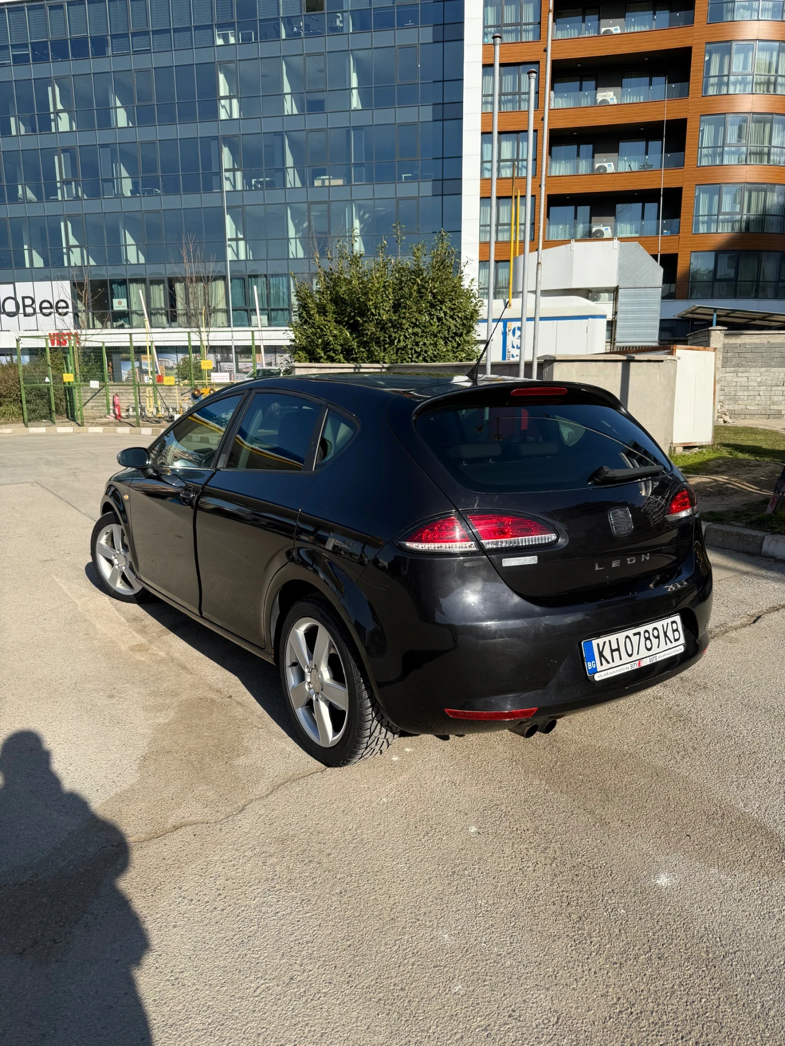 Seat Leon, снимка 8 - Автомобили и джипове - 54402981