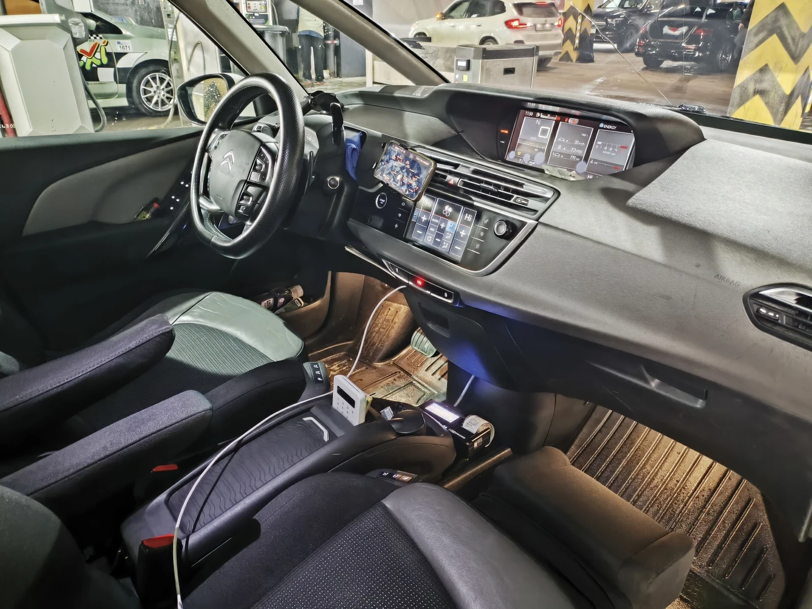 Citroen C4 Picasso 1.6eHDi automat, снимка 7 - Автомобили и джипове - 54467986