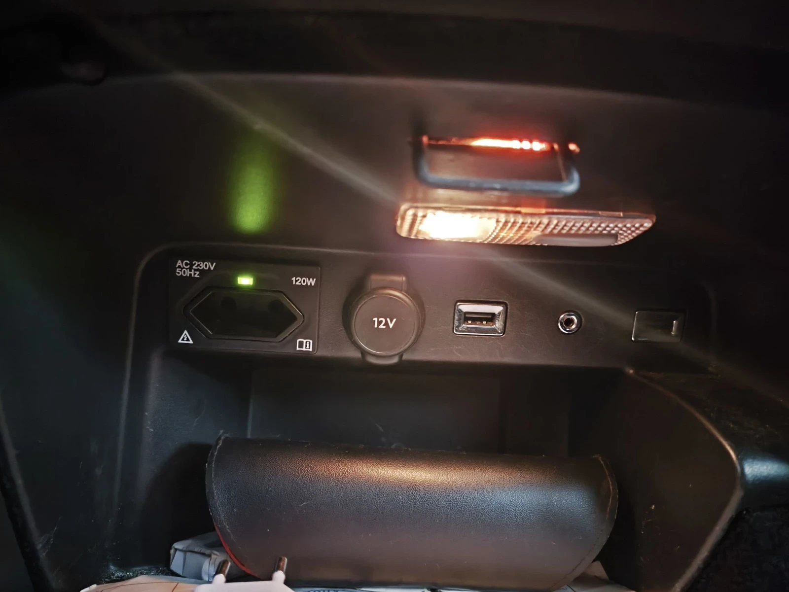 Citroen C4 Picasso 1.6eHDi automat, снимка 15 - Автомобили и джипове - 54467986
