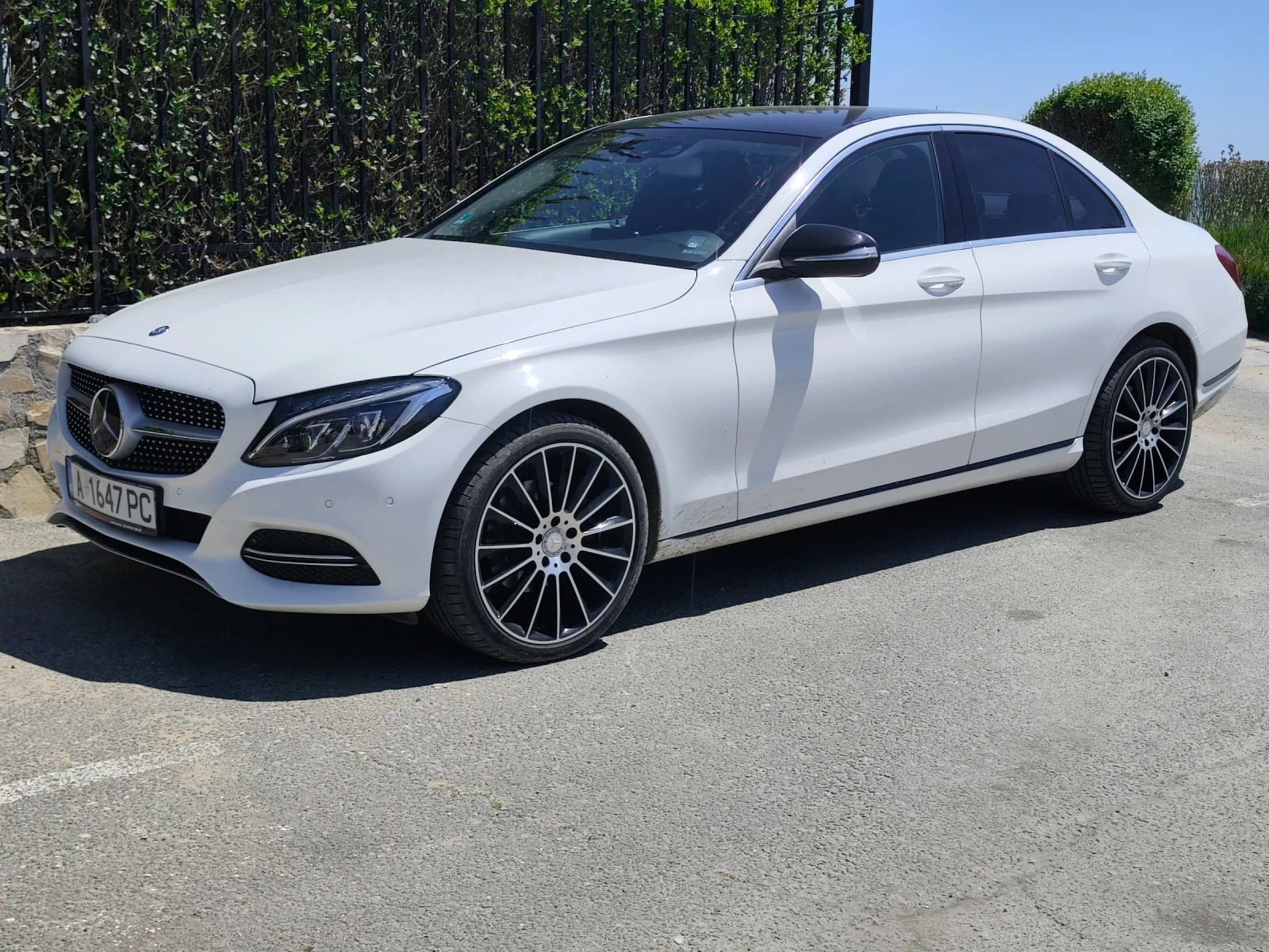 Mercedes-Benz C 220, снимка 2 - Автомобили и джипове - 54490793