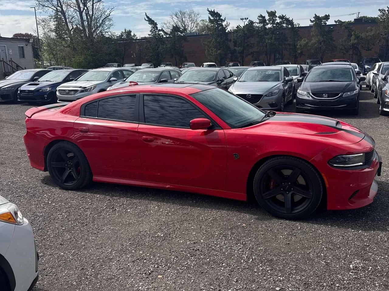 Dodge Charger SRT Hellcat  CARFAX, снимка 3 - Автомобили и джипове - 54641692