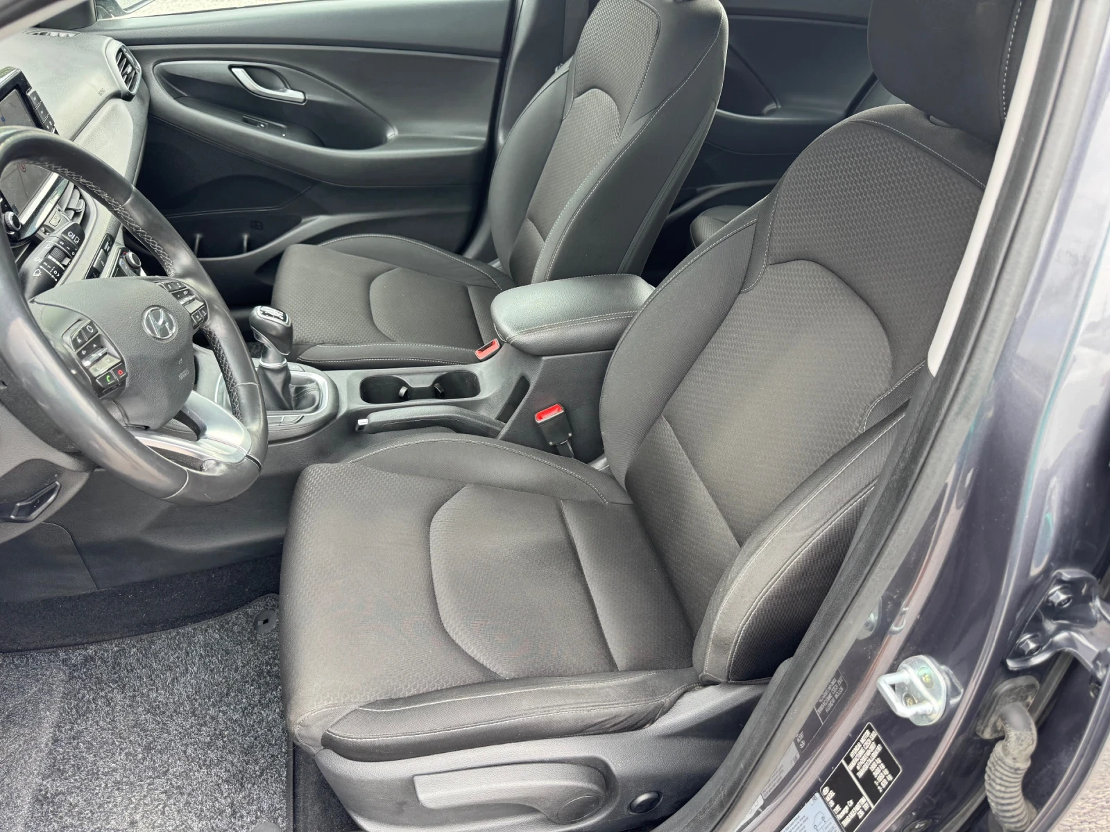 Hyundai I30 LED* NAVI* КАМЕРА* 154600км* 1.6crdi 110hp* euro6, снимка 8 - Автомобили и джипове - 54739794