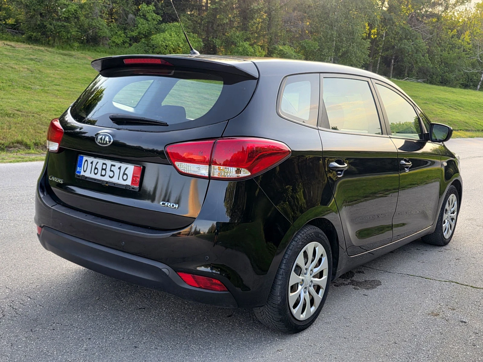 Kia Carens Сервизна история , снимка 6 - Автомобили и джипове - 54749098