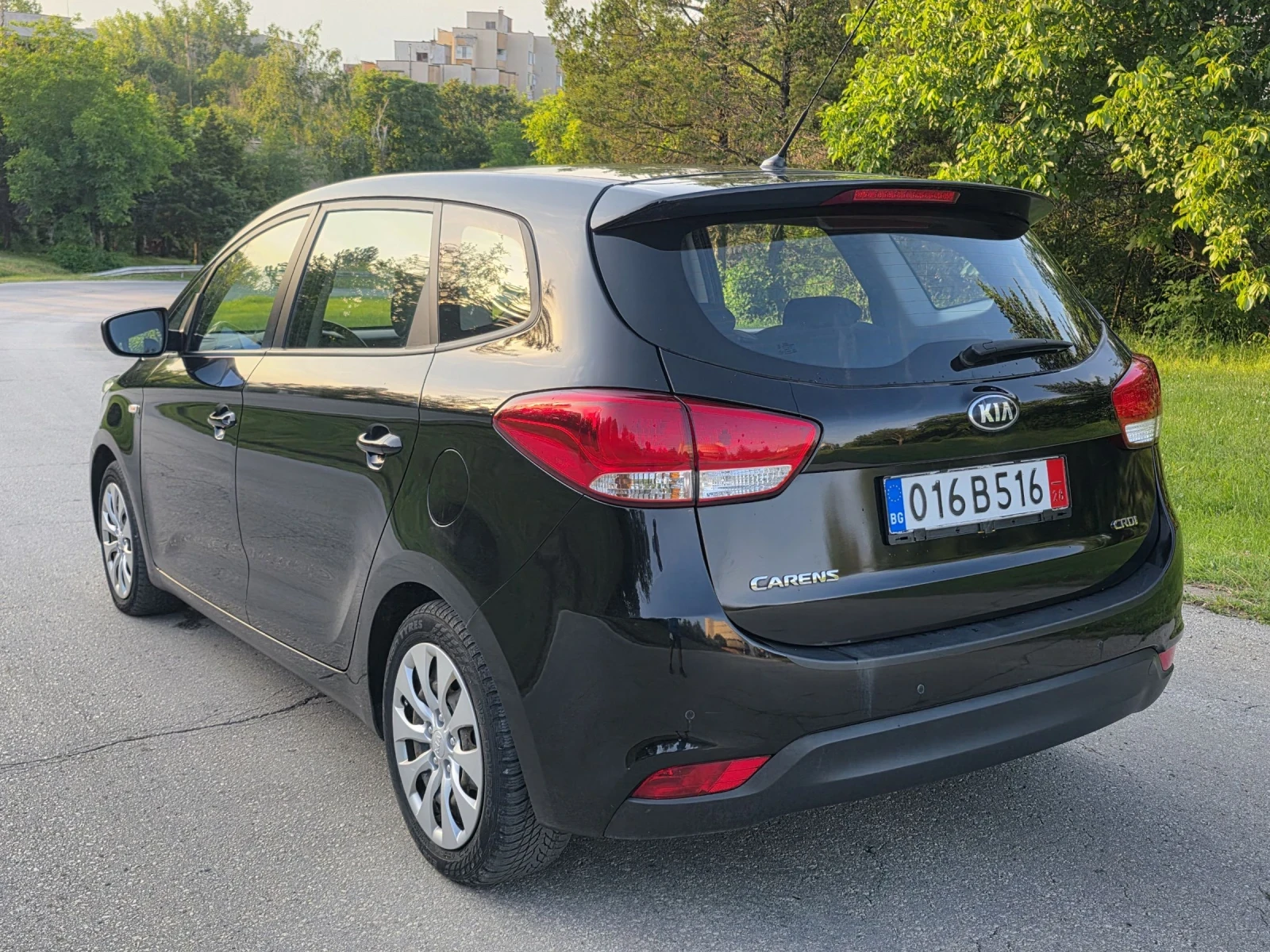 Kia Carens Сервизна история , снимка 5 - Автомобили и джипове - 54749098