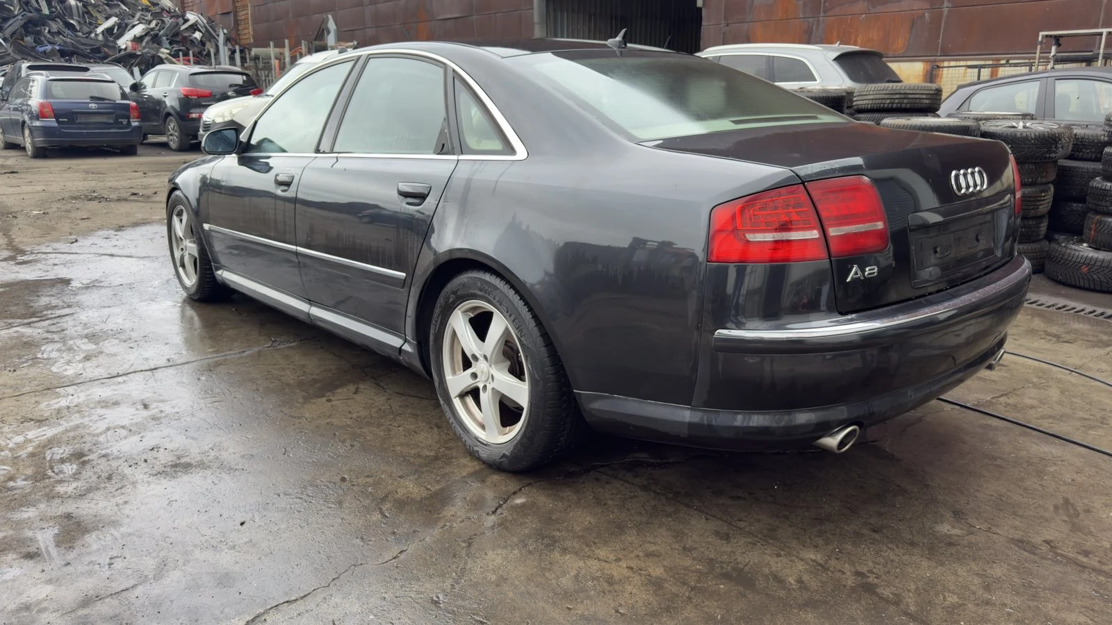 Audi A8, снимка 4 - Автомобили и джипове - 54957300