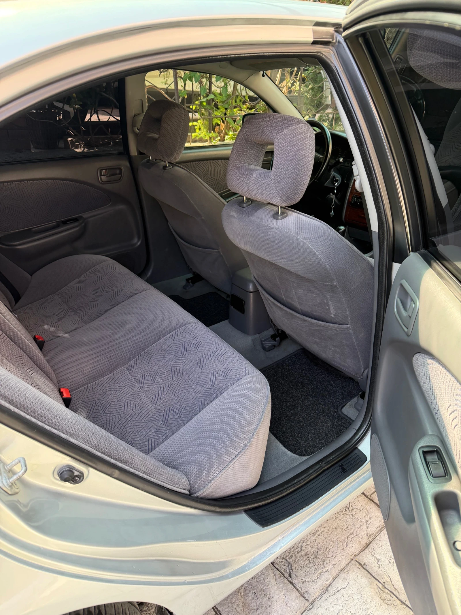 Toyota Avensis 2.0 3S-FE, снимка 17 - Автомобили и джипове - 54997502
