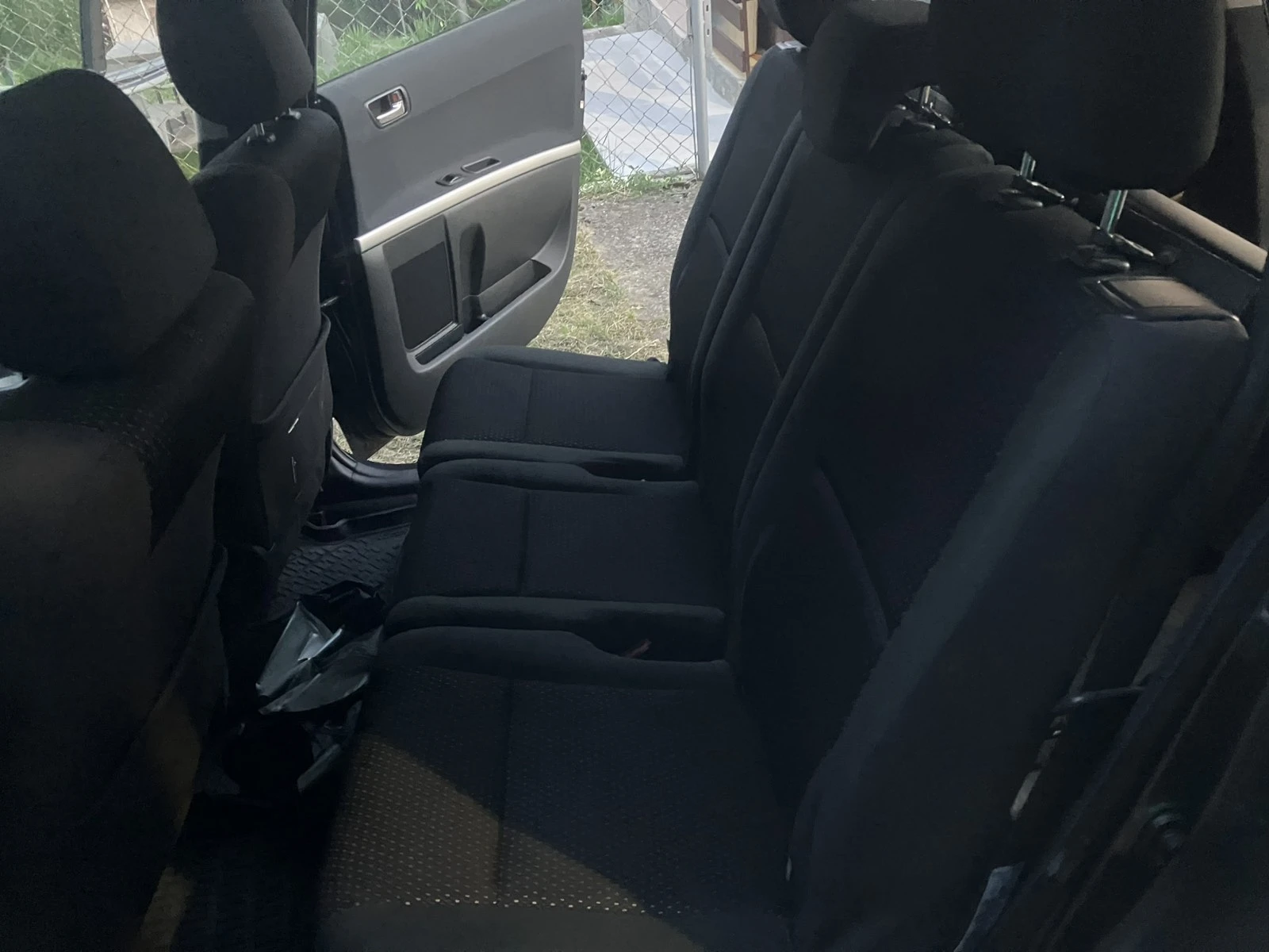 Toyota Corolla verso 2.2 D-4D (136 Hp) DPF, снимка 12 - Автомобили и джипове - 55105864