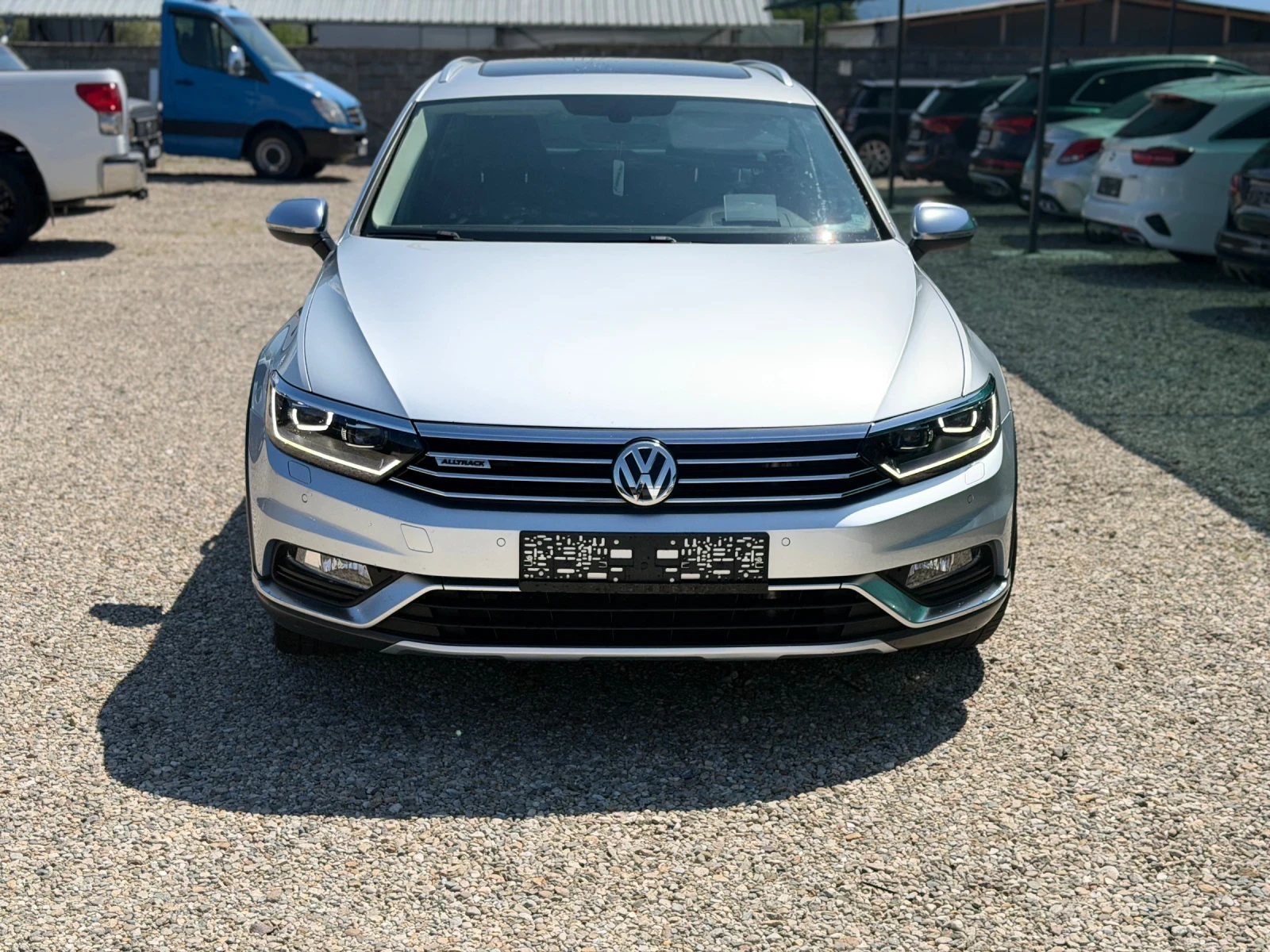 VW Passat 2.0TDI/190hp/ALLTRAC/Full, снимка 2 - Автомобили и джипове - 55401001