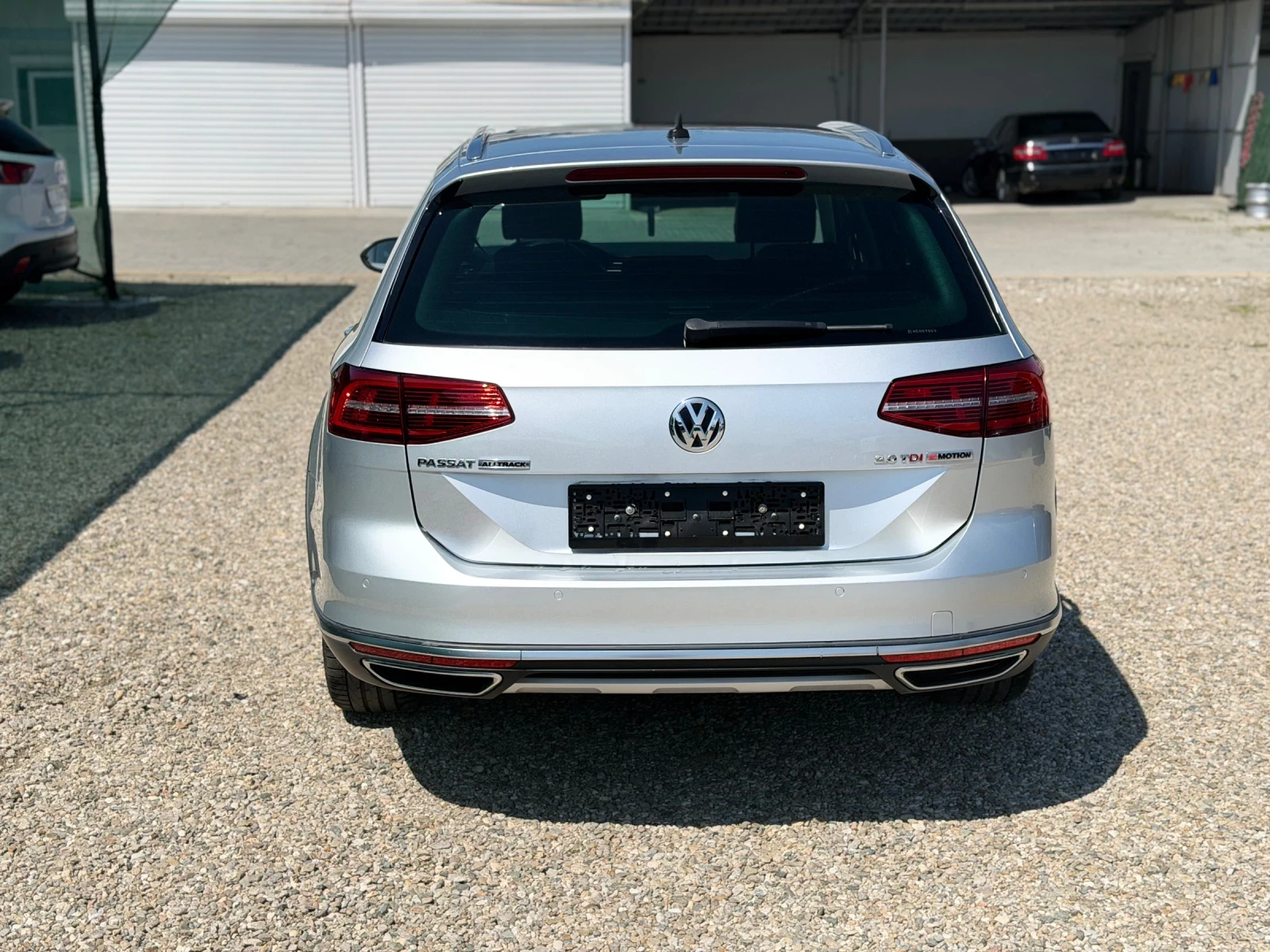 VW Passat 2.0TDI/190hp/ALLTRAC/Full, снимка 5 - Автомобили и джипове - 55401001