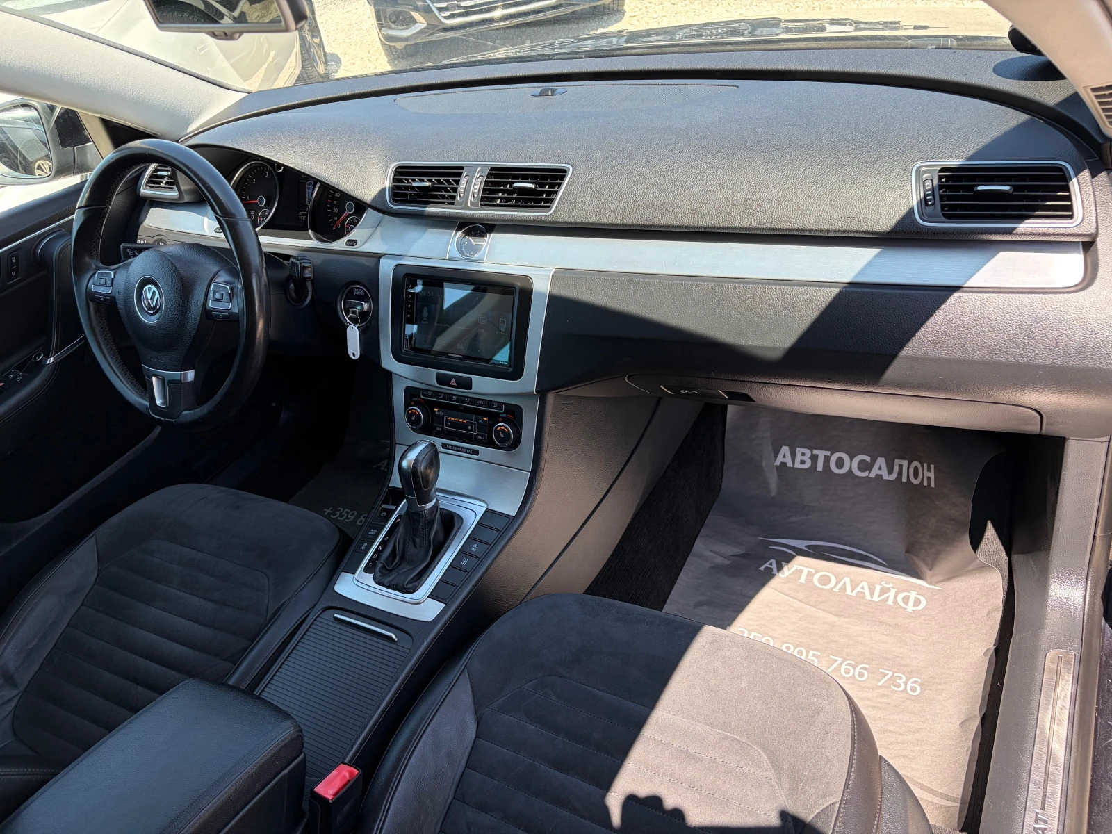 VW Passat HIGHLINE 2.0TDI-140 DSG, снимка 9 - Автомобили и джипове - 55500677