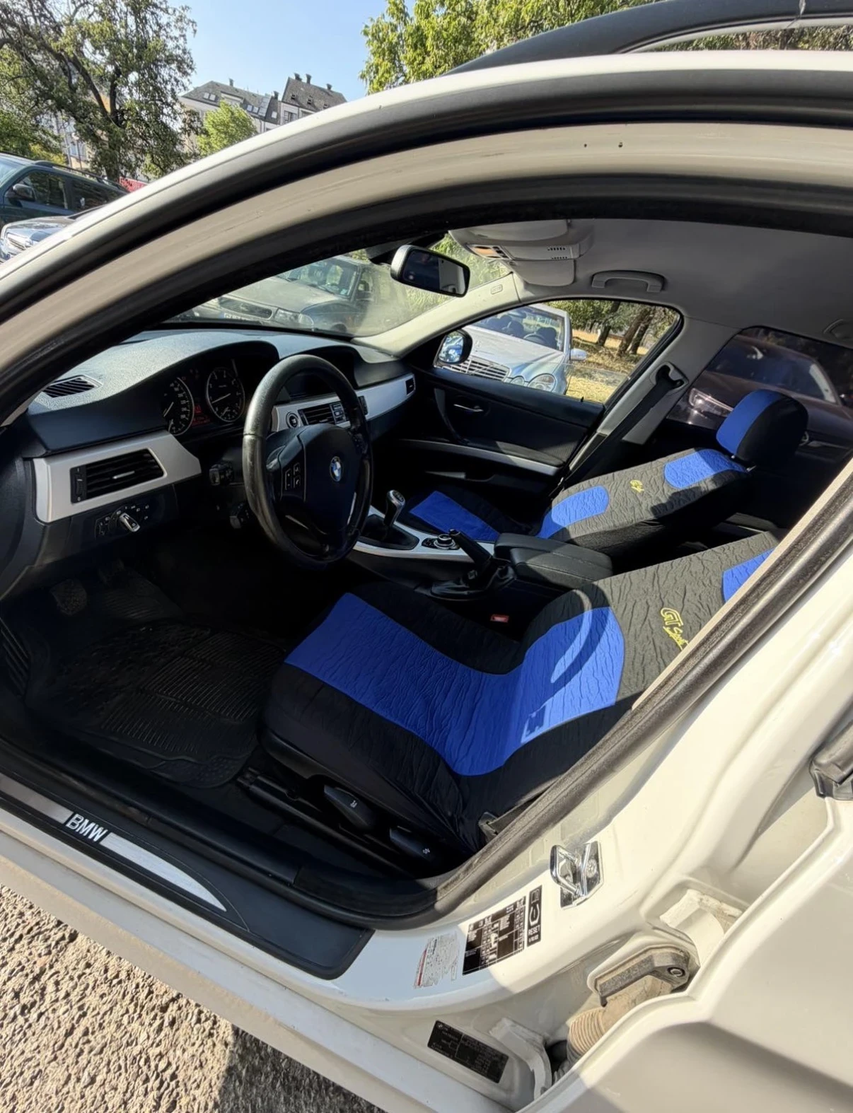BMW 318 Автомбил, снимка 4 - Автомобили и джипове - 55867885