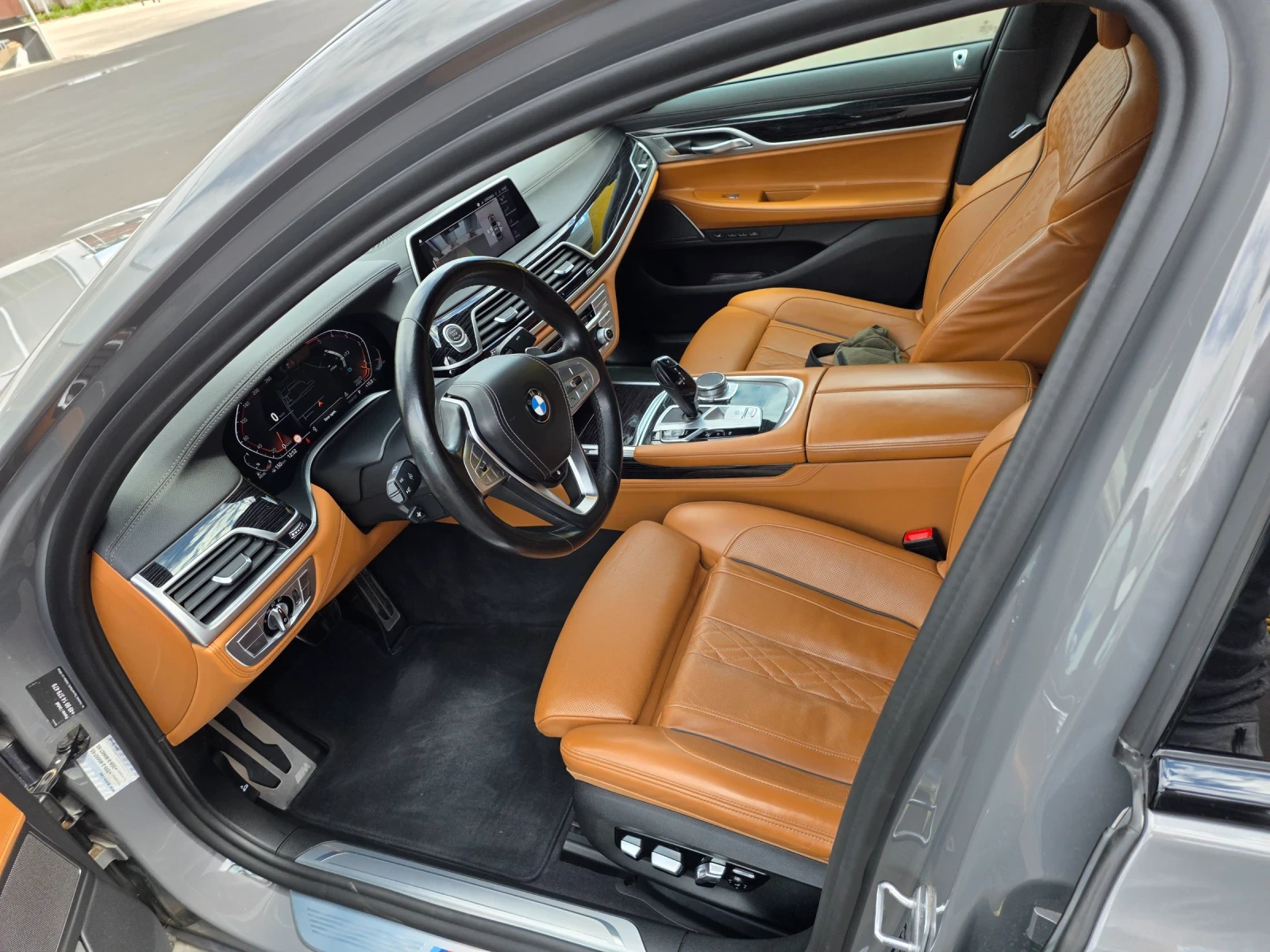 BMW 740, снимка 13 - Автомобили и джипове - 56057754