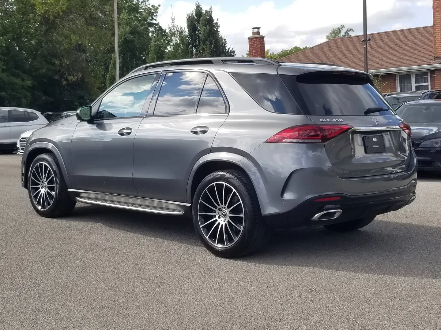 Mercedes-Benz GLE 450 AMG/NIGHT PKG/BURMESTER/HUD/ОБДУХ/МАСАЖ/ADAPTIVE/ , снимка 6 - Автомобили и джипове - 56181365