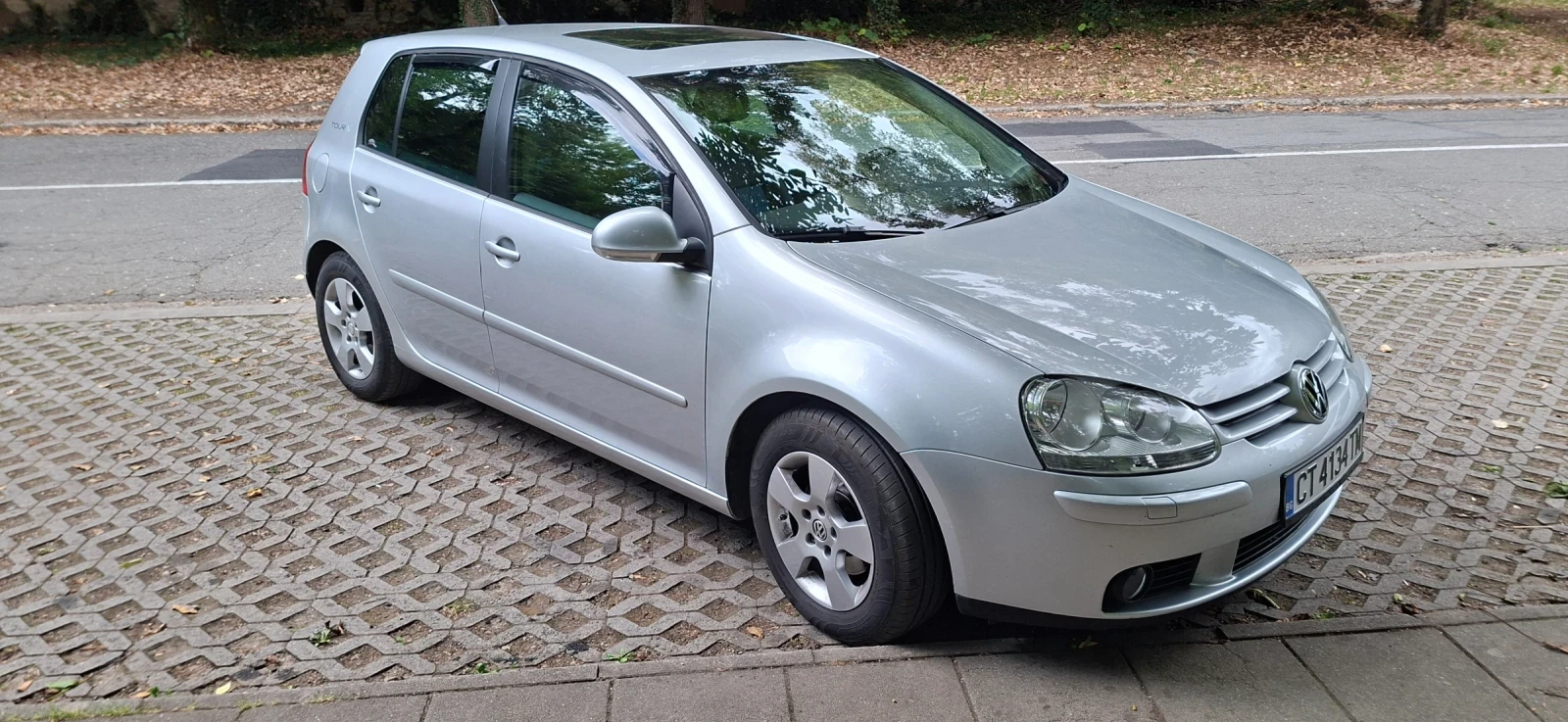 VW Golf, снимка 2 - Автомобили и джипове - 56182641