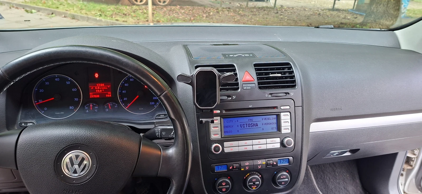 VW Golf, снимка 9 - Автомобили и джипове - 56182641