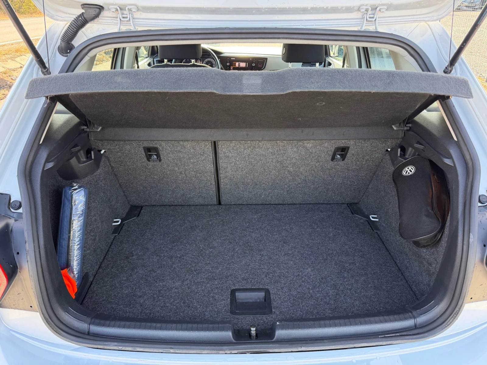 VW Polo 1.6TDI HIGHLINE, снимка 7 - Автомобили и джипове - 56528256