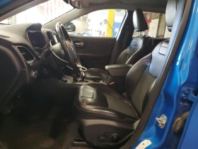 Jeep Cherokee TRAILHAWK/4X4/ВИДЕО НА МОТОРА - 30800 лв. / 15747.79 € - 99164246 7