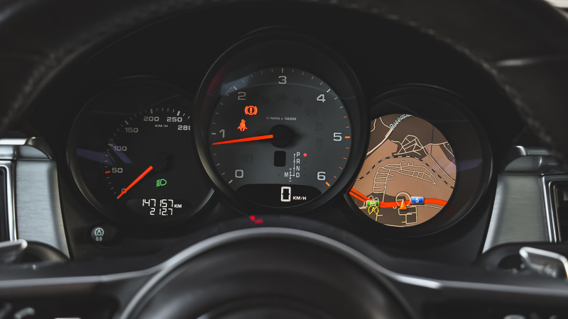 Porsche Macan S 3.0 diesel V6 PDK, снимка 13 - Автомобили и джипове - 44241524