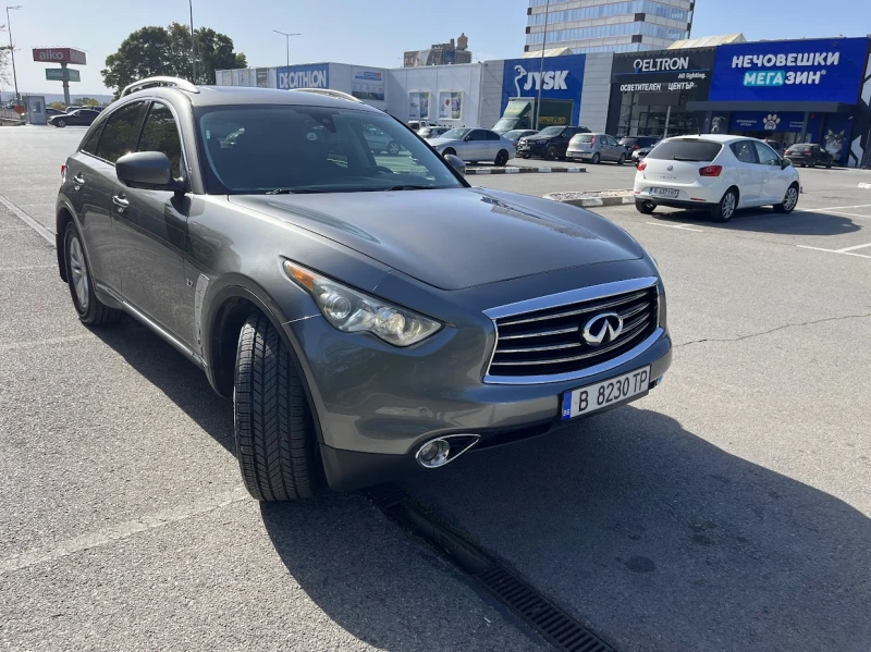 Infiniti QX70 3.7, снимка 9 - Автомобили и джипове - 48219707