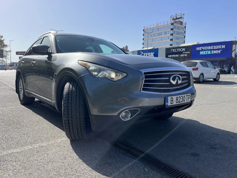 Infiniti QX70 3.7, снимка 7 - Автомобили и джипове - 48219707