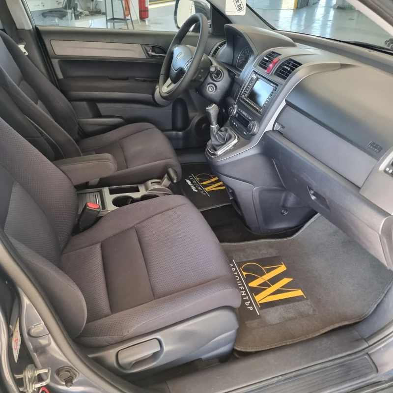 Honda Cr-v 2.2, снимка 10 - Автомобили и джипове - 48332584