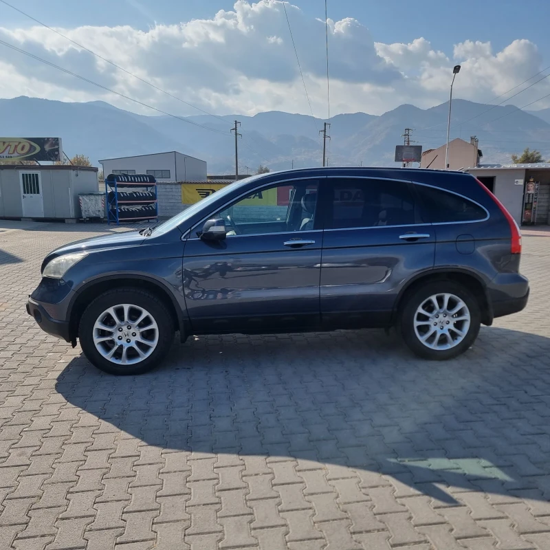 Honda Cr-v 2.2, снимка 2 - Автомобили и джипове - 48332584