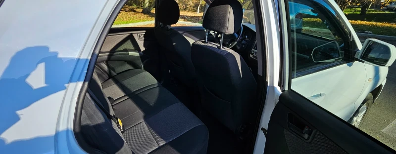 Kia Sportage, снимка 6 - Автомобили и джипове - 52422946