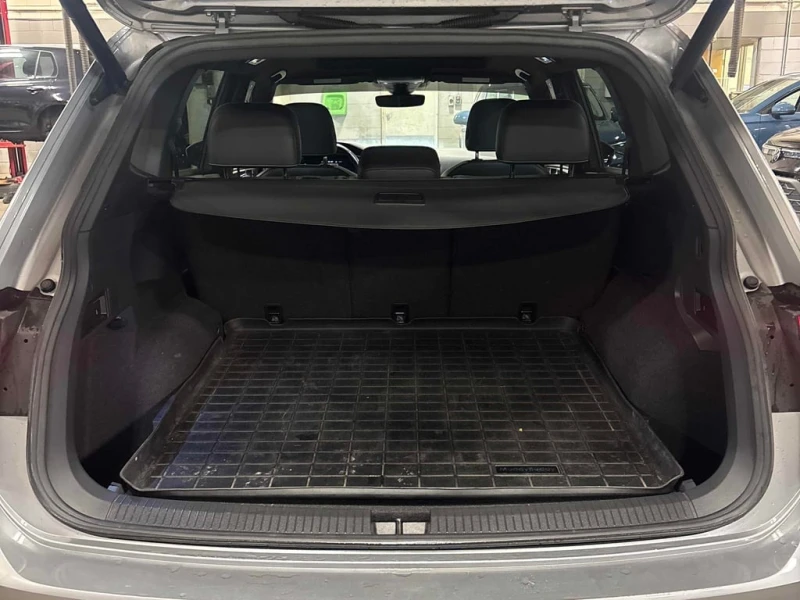 VW Tiguan * Highline * CARFAX * БЕЗ ПЪРВОНАЧАЛНА ВНОСКА, снимка 10 - Автомобили и джипове - 52754080